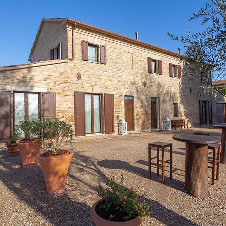 Il Casolare Bed and Breakfast Gradara Buitenkant foto