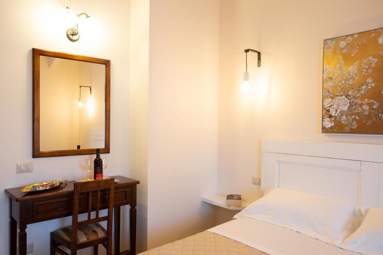 Il Casolare Bed and Breakfast Gradara Buitenkant foto