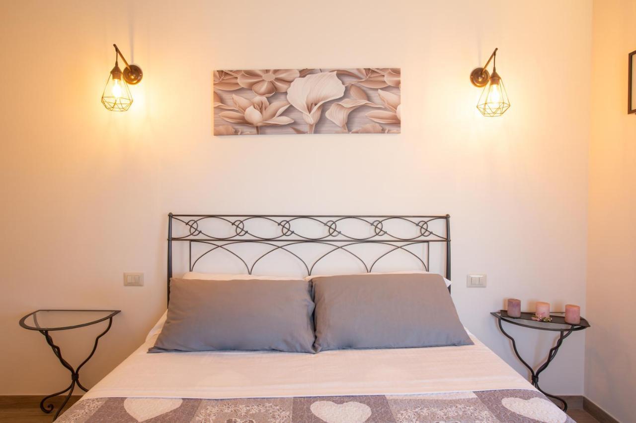Il Casolare Bed and Breakfast Gradara Buitenkant foto
