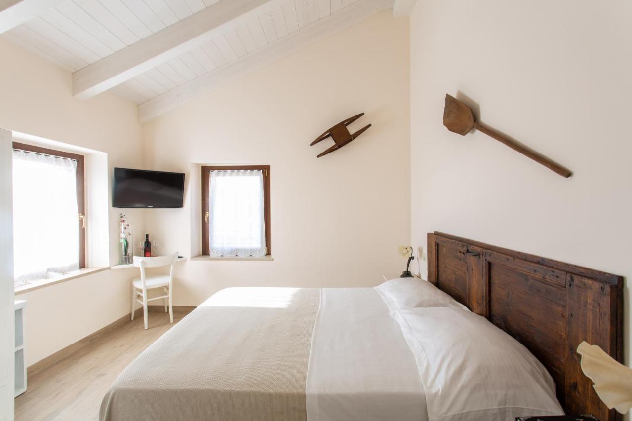 Il Casolare Bed and Breakfast Gradara Buitenkant foto